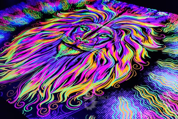 3D UV-active Tapestry "Sacrament Lion" Trippy wall art, Festival banner, Blacklight Artwork, Wall Hanging, Neon Glow Backdrop, gift