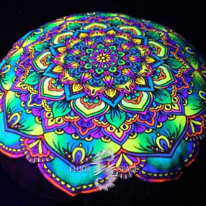 Флуоресцентная Круглая Светящаяся Подушка "Mandala Heart"