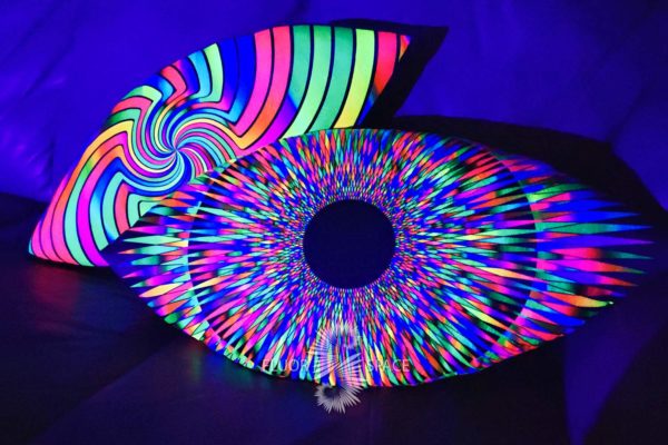 Флуоресцентная Светящаяся Подушка "Third Eye"
